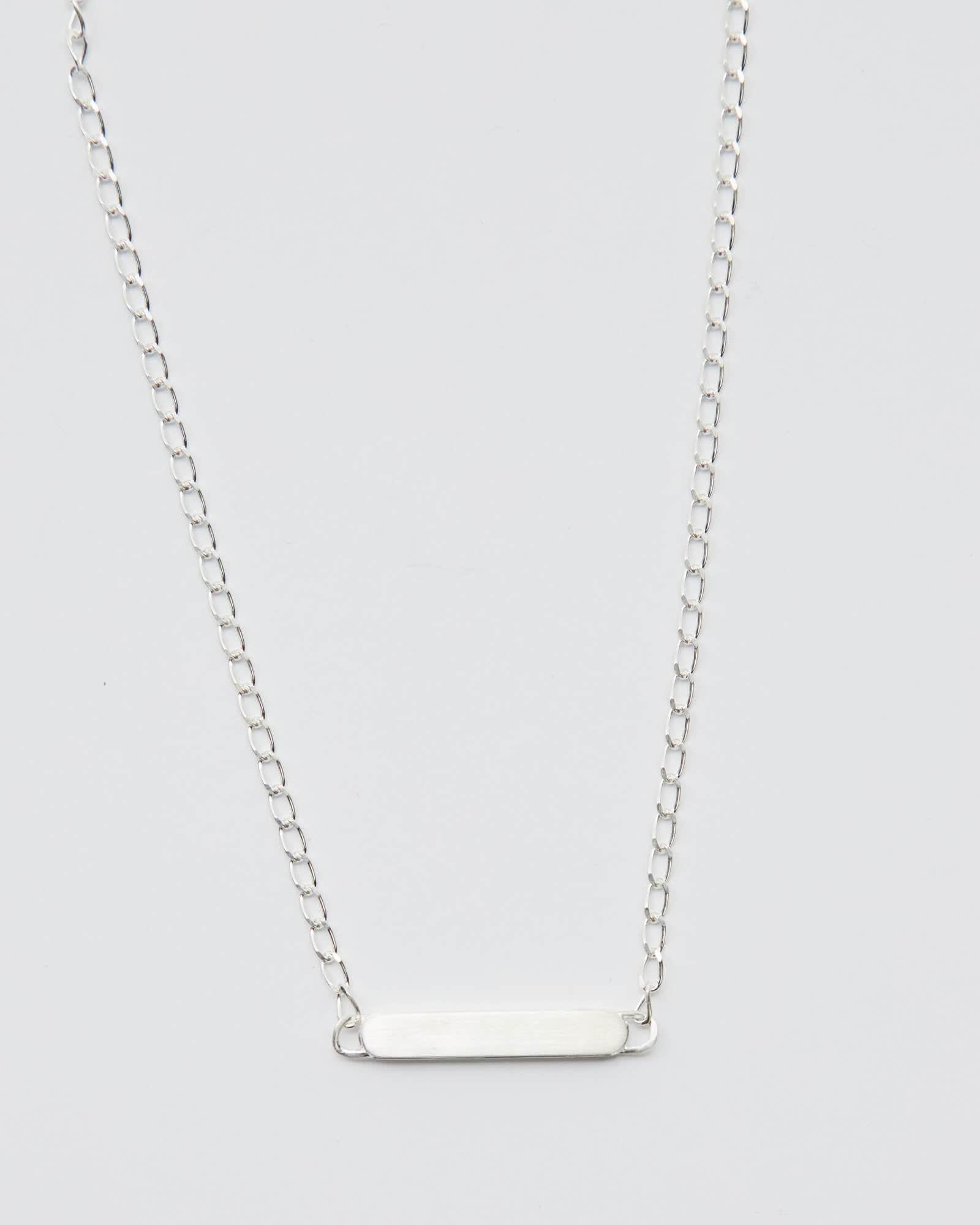 From Classic to Contemporary: Exploring the Latest Trends in Chain Necklace Designs