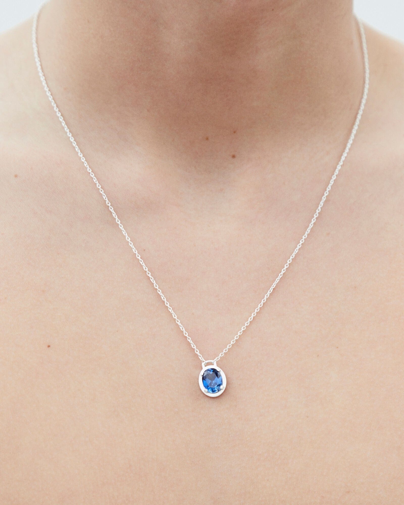 Dear Letterman Necklace Amer Sapphire Necklace