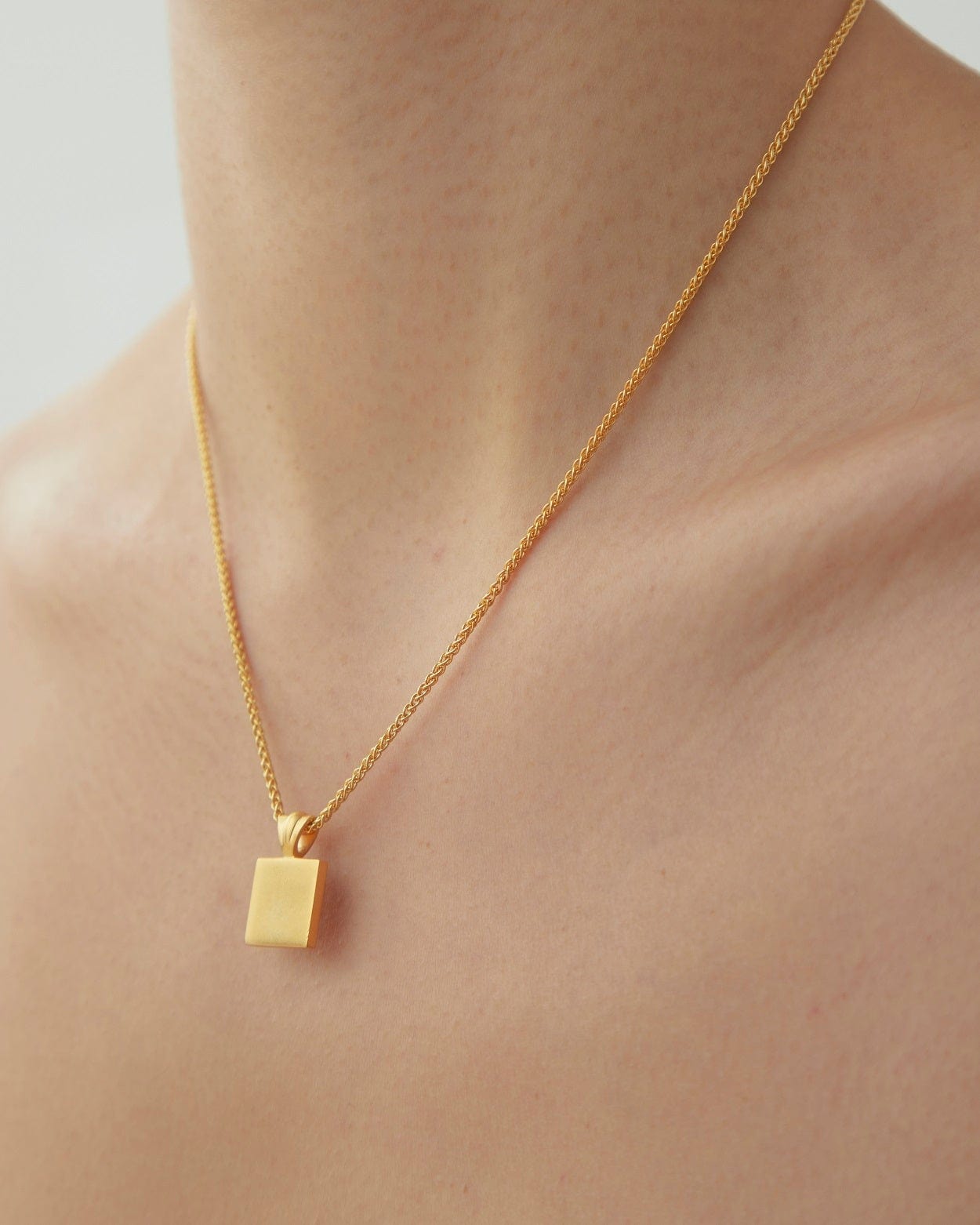 Dear Letterman Necklace Matin Gold Necklace