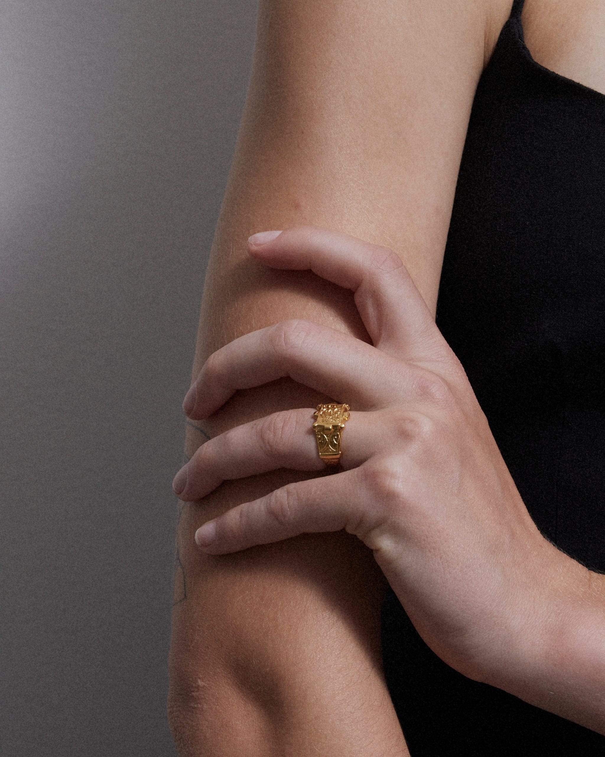 Dear Letterman Ring S'nin Gold Ring