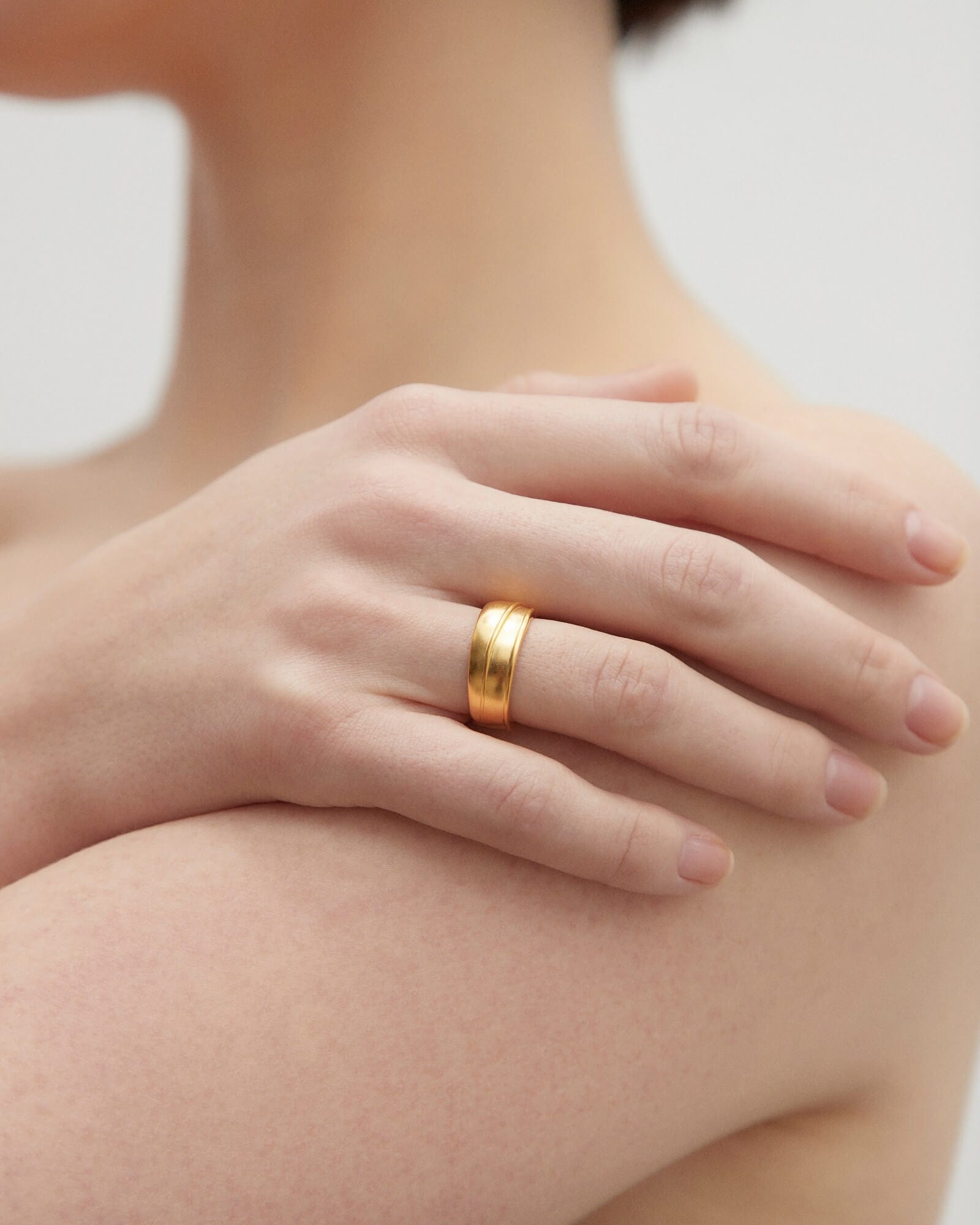 Dear Letterman Ring Yalina Gold Ring