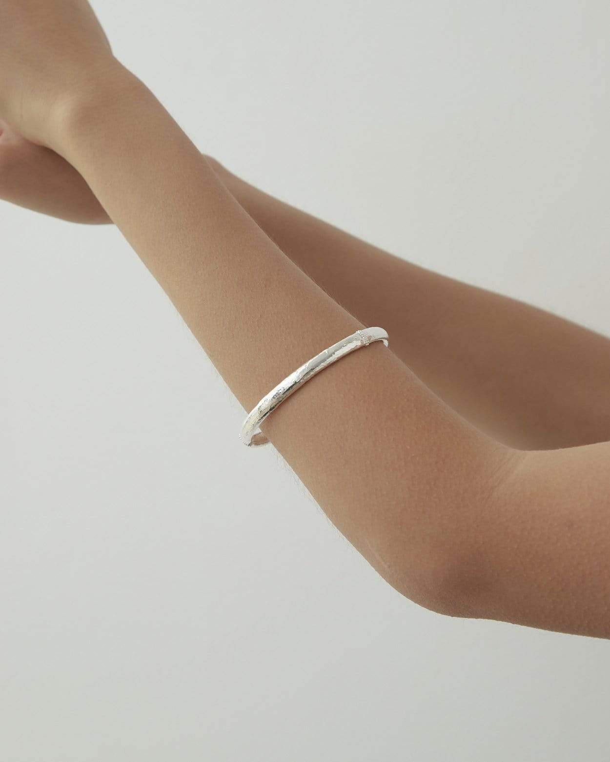 Dear Letterman Bracelet Ziyan Silver Bangle