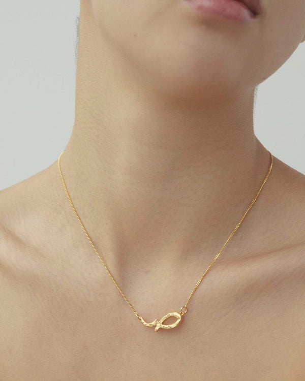 Why Choose a Gold Vermeil Necklace: The Benefits and Beauty