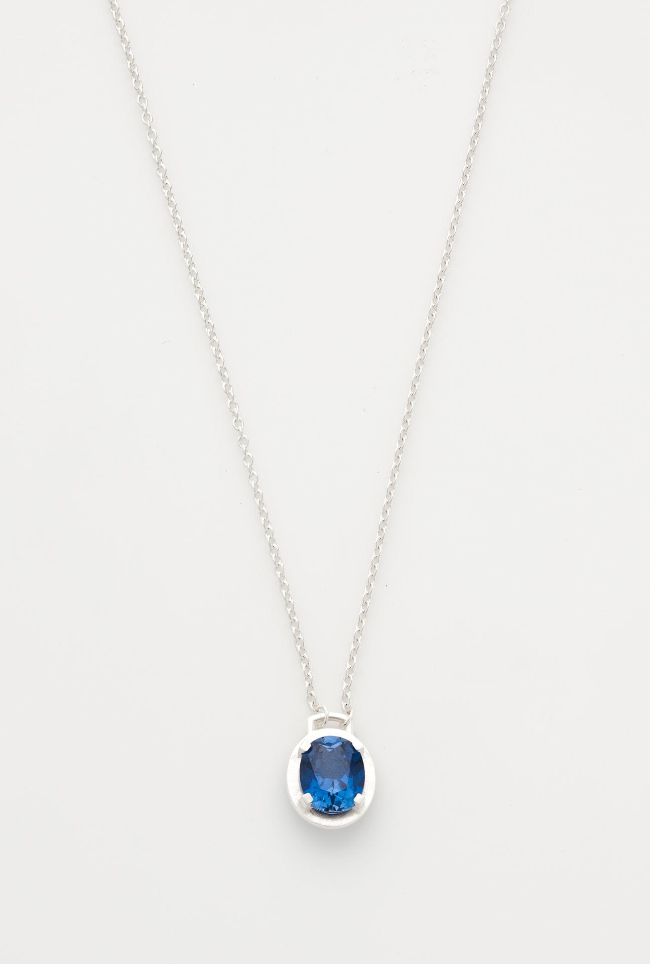 Dear Letterman Necklace Amer Sapphire Necklace