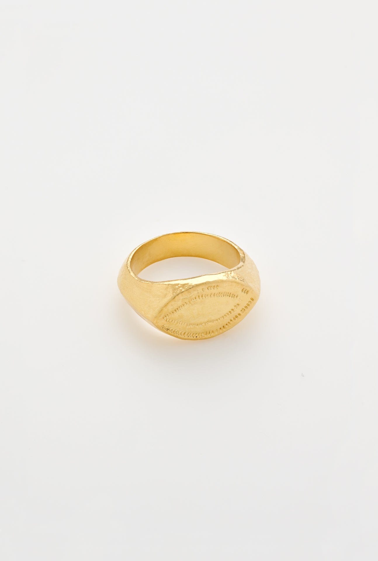 Dear Letterman Ring Isam Gold Ring